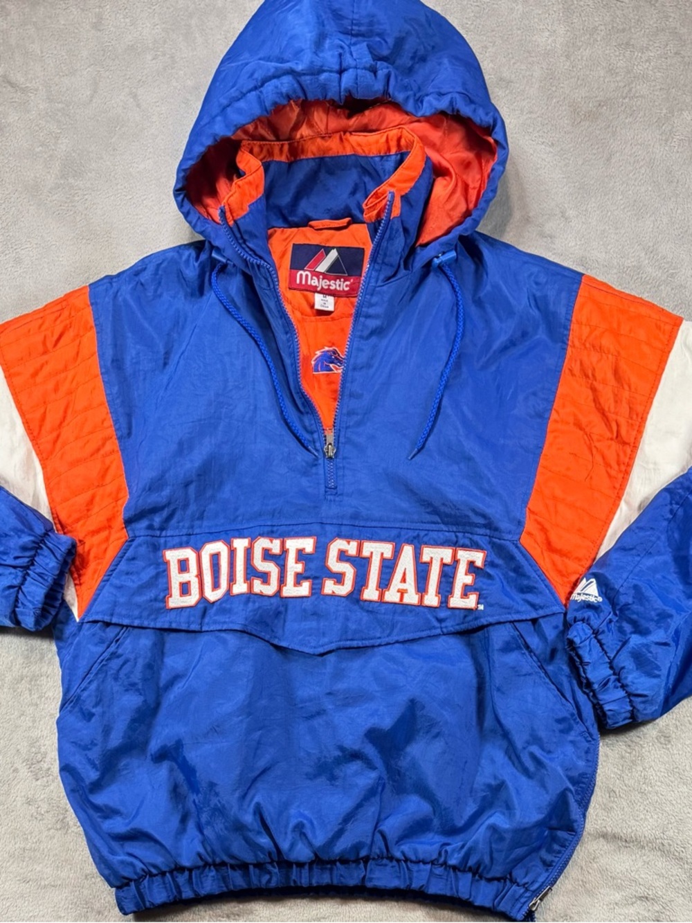Vintage 90’s Majestic Boise State Pullover Jacket Size Medium. Blue Orange White